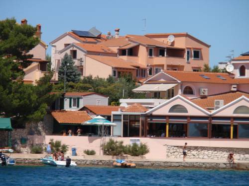 Brodarica Croatie réserve code promo