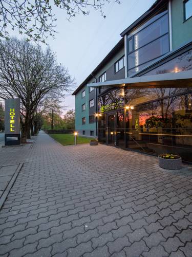 Kuressaare Estonia código promocional de reserva