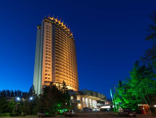 Almaty Cambodge réserve code promo