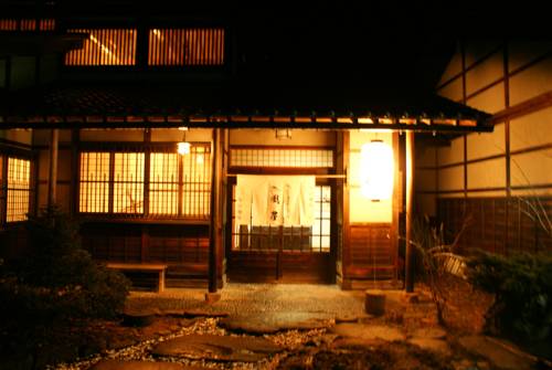 Takayama Japón código promocional de reserva